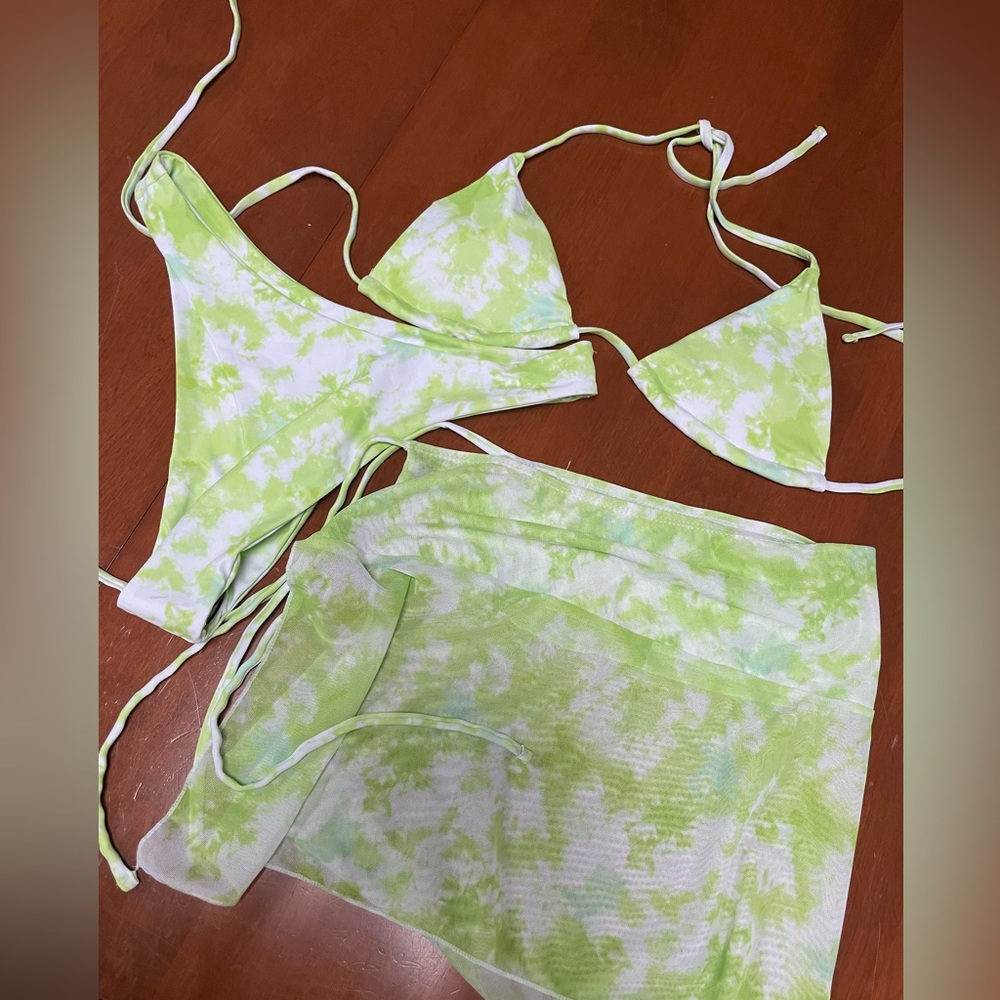 NEON TIE DYE BEACH SET